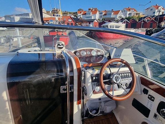 Aquador 23 DC D3 190 Hk Diesel-08, fullteak, mkt nytt, fint skick! 10 of 15