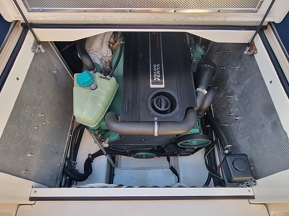 Aquador 23 DC D3 190 Hk Diesel-08, fullteak, mkt nytt, fint skick! 11 of 15