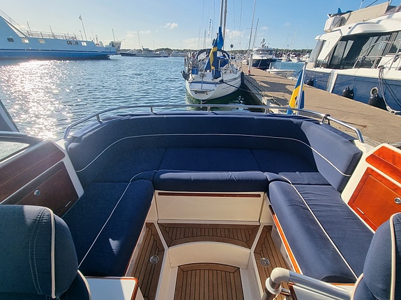 Aquador 23 DC D3 190 Hk Diesel-08, fullteak, mkt nytt, fint skick! 6 of 15