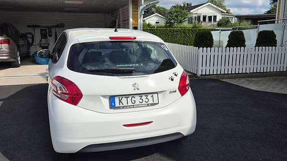 Peugeot 208 9 of 9