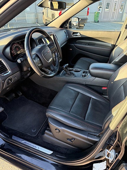 Dodge Durango 7 of 12