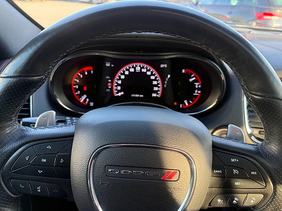 Dodge Durango 6 of 12