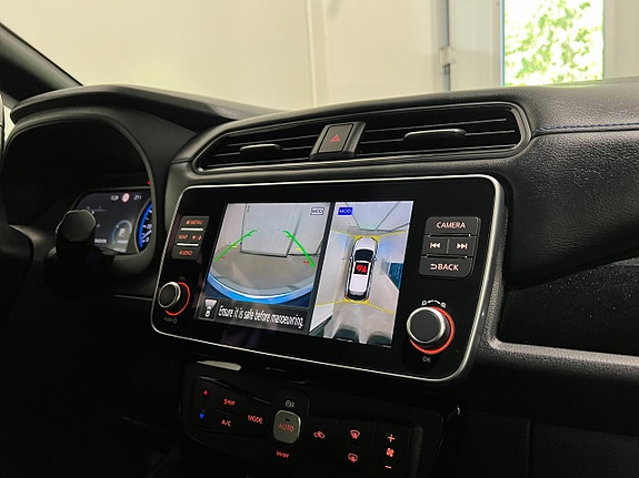 Nissan Leaf 23 of 29
