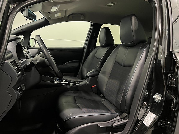 Nissan Leaf 7 of 29
