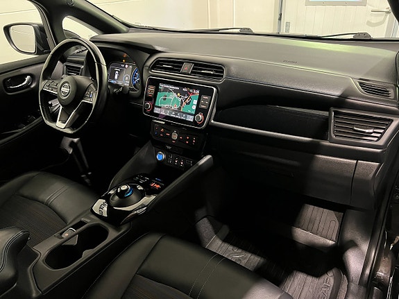 Nissan Leaf 17 of 29