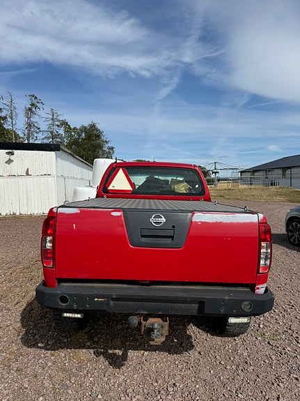 Nissan Navara 2 of 7