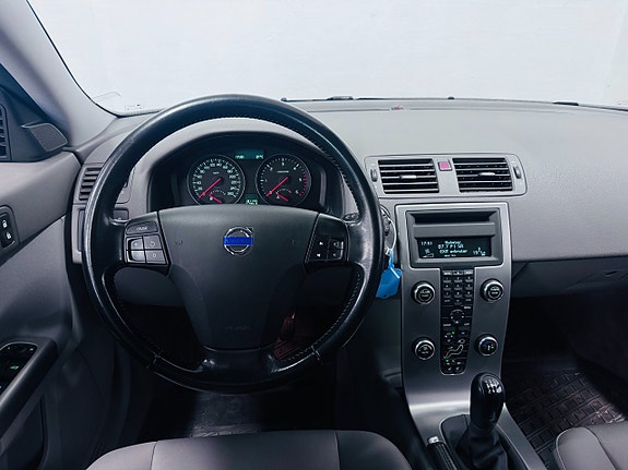 Volvo V50 13 of 15