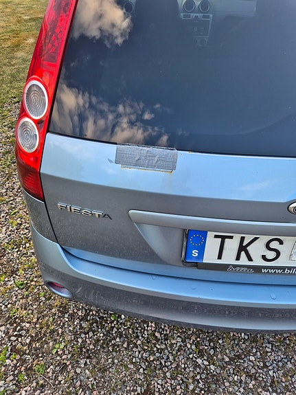 Ford Fiesta 6 of 6