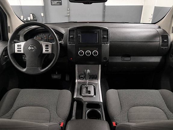 Nissan Navara 8 of 23