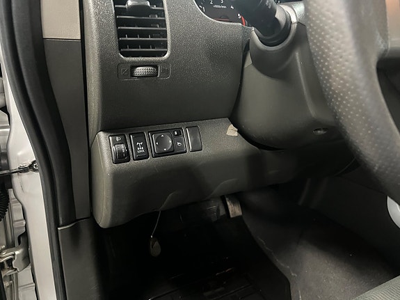 Nissan Navara 14 of 23