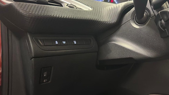 Peugeot 2008 10 of 26