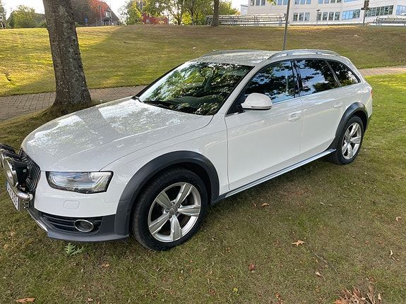 Audi A4 allroad 3 of 12