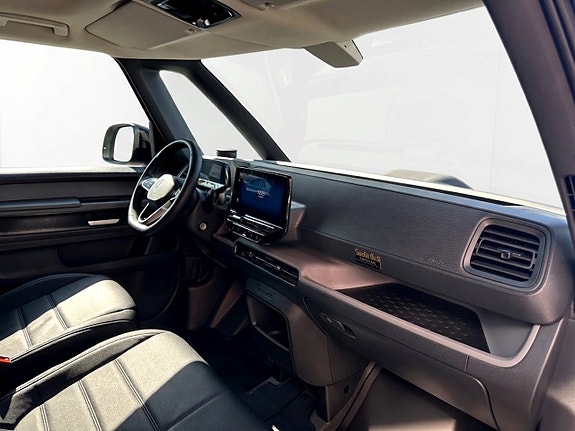 Volkswagen ID. Buzz 10 of 18