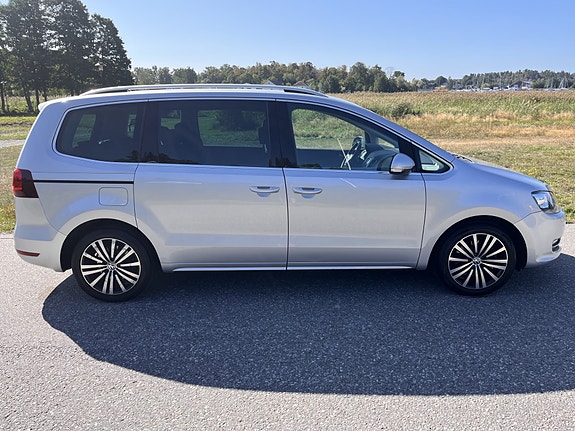 Volkswagen Sharan 2 of 11