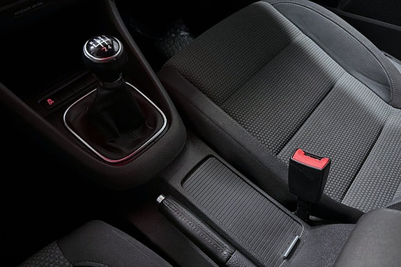 Volkswagen Golf I 13 of 16