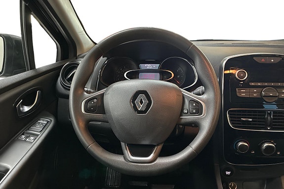 Renault Clio 16 of 21