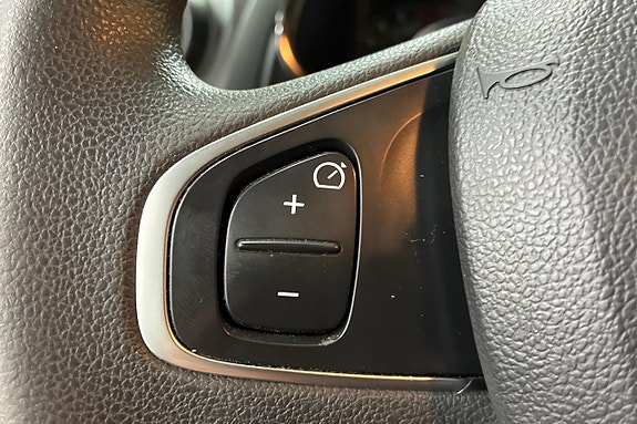 Renault Clio 20 of 21