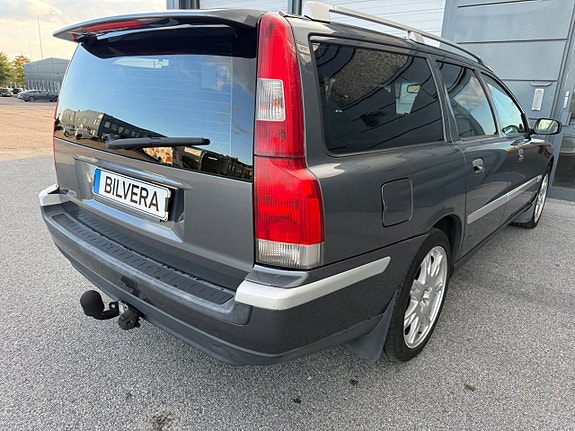 Volvo V70 6 of 11