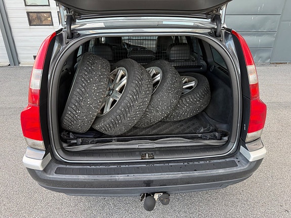 Volvo V70 11 of 11