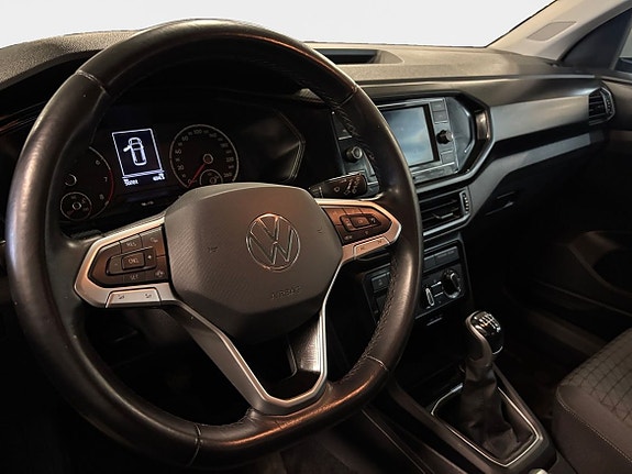 Volkswagen T-Cross 8 of 13
