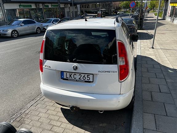 Skoda Roomster 3 of 6