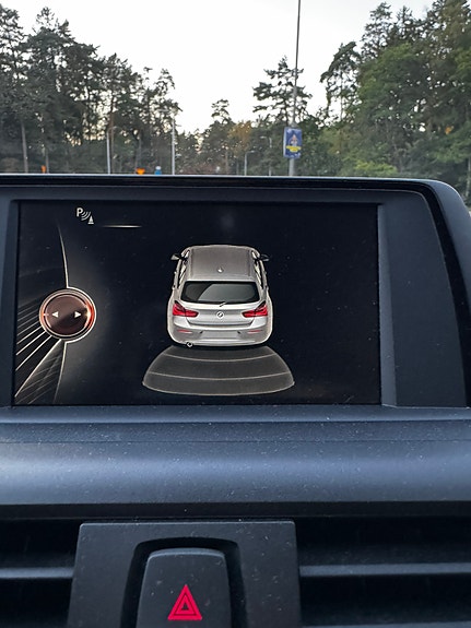 BMW 118i 14 of 15