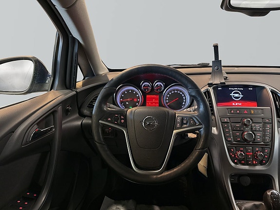 Opel Astra 10 of 20