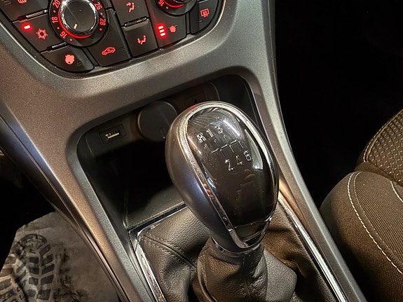 Opel Astra 15 of 20