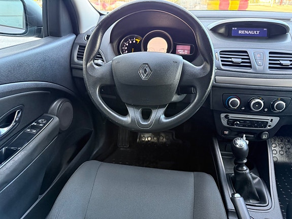 Renault Megane 9 of 11