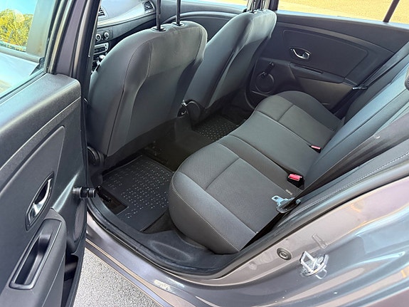 Renault Megane 10 of 11