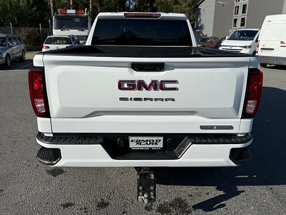 GMC Elevation 3 of 9