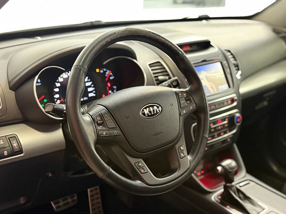 Kia Sorento 9 of 24
