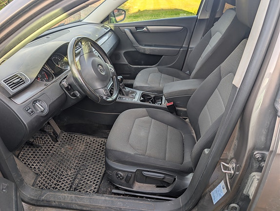 Volkswagen Passat 6 of 10