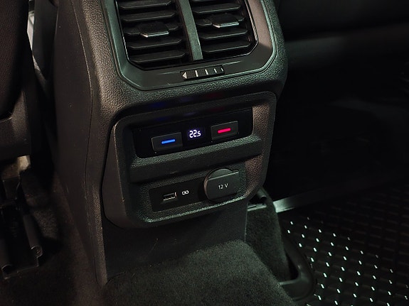 Volkswagen Tiguan 15 of 30