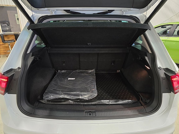Volkswagen Tiguan 29 of 30