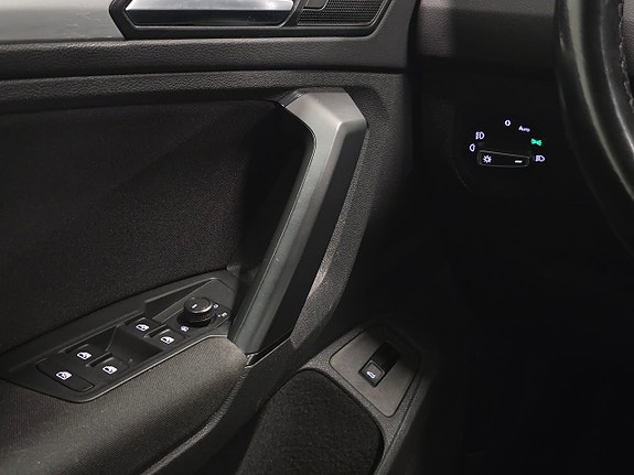 Volkswagen Tiguan 26 of 30