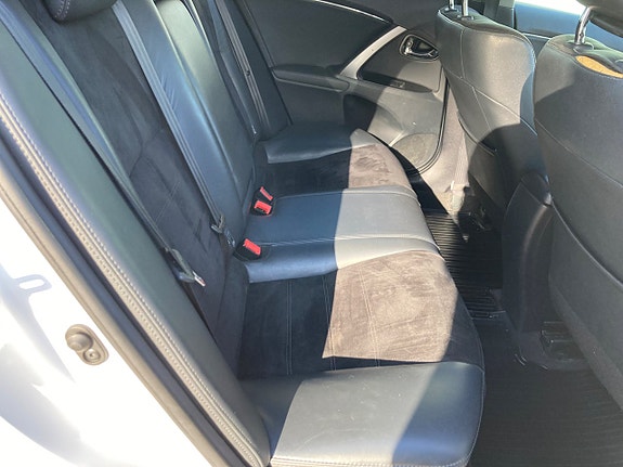 Toyota Avensis 12 of 21