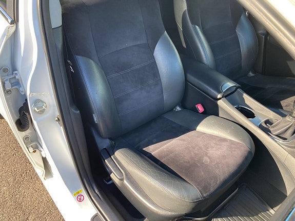 Toyota Avensis 15 of 21