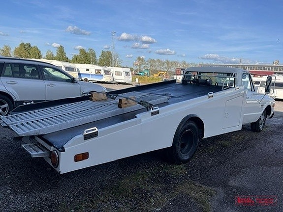 Chevrolet C30 5 of 17