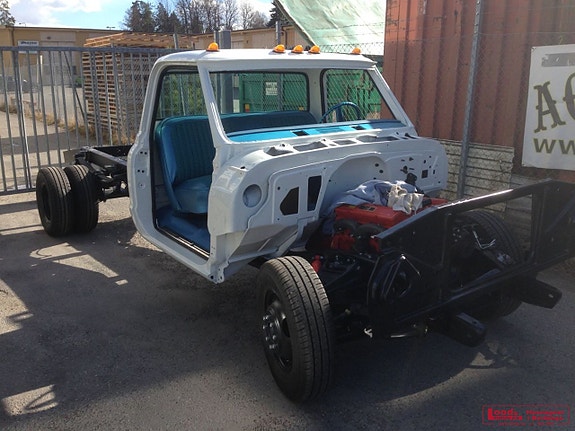 Chevrolet C30 14 of 17