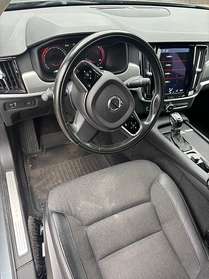 Volvo V90 3 of 4