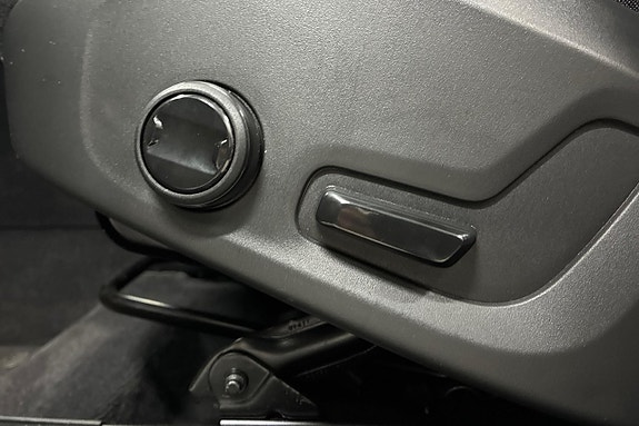 Volvo XC60 23 of 25