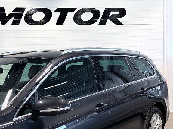 Volkswagen Passat 4 of 18