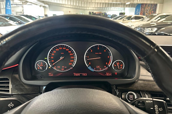 BMW X5 17 of 27