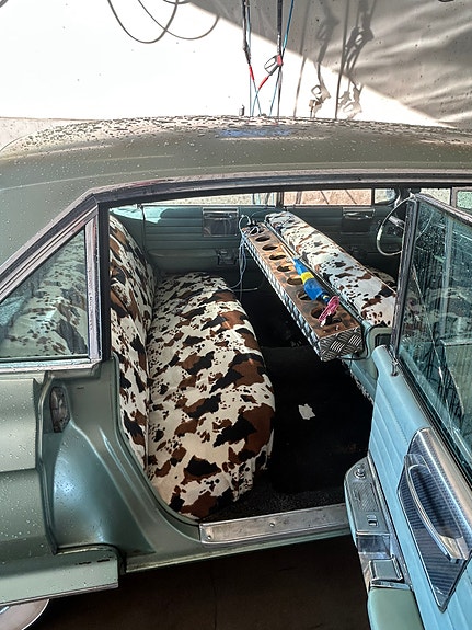 Cadillac Sedan DeVille 6 of 7
