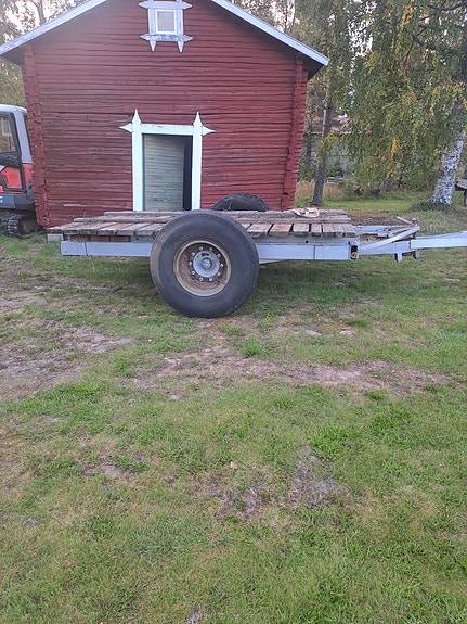 Traktor vagn med tipp 2 of 4