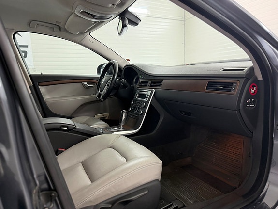 Volvo S80 15 of 19