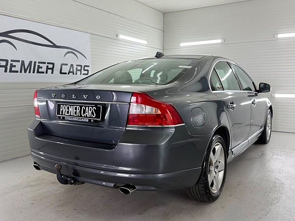 Volvo S80 8 of 19