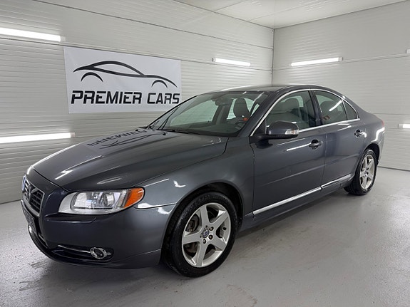 Volvo S80 4 of 19