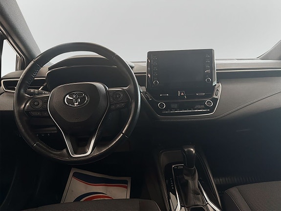 Toyota Corolla 9 of 12